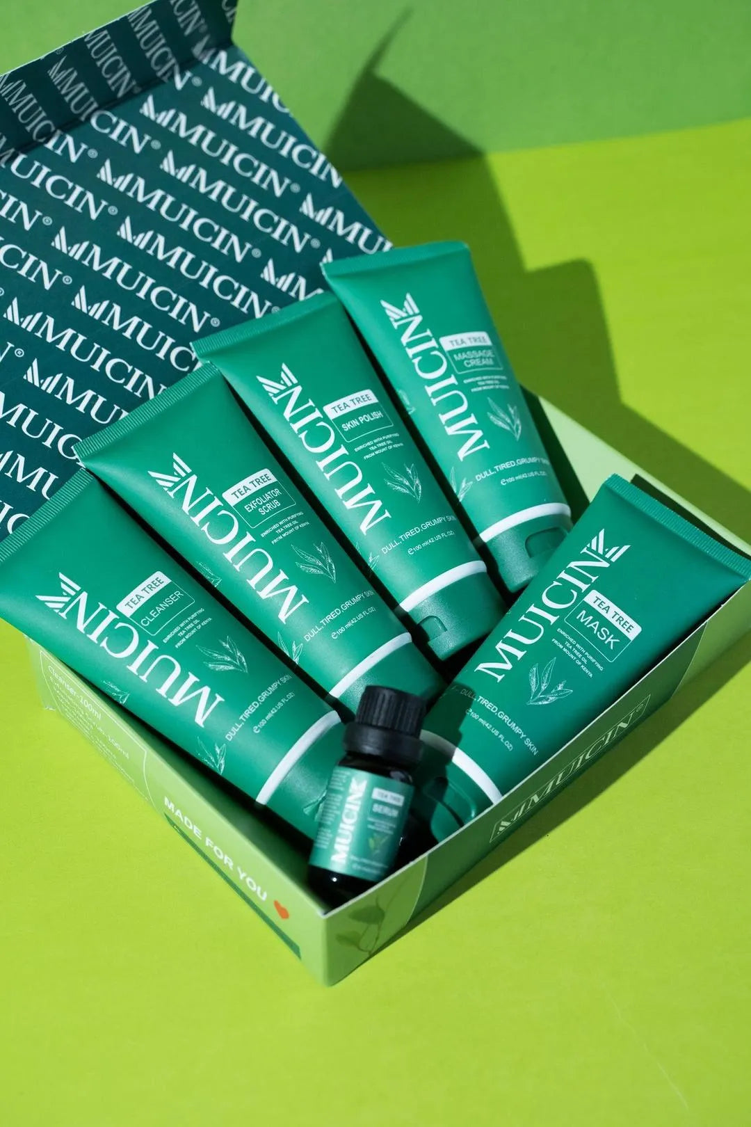 Whitening And Brightening Facial Kit